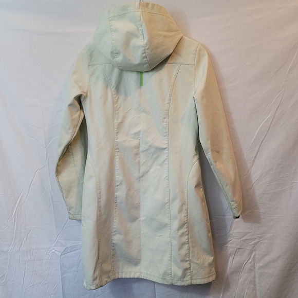 Mondetta Performance Jacket - Picture 5 of 10